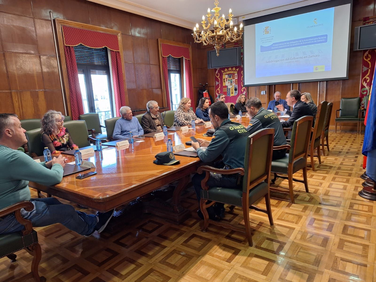 Reunión Subdelegación del Gobierno de Zamora con alcaldes de la comarca de La Guareña.