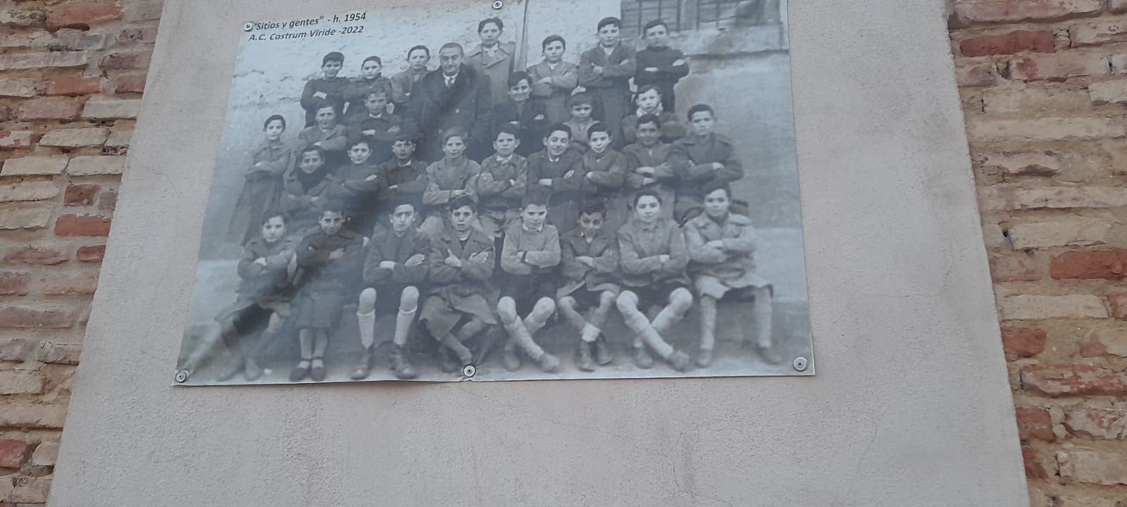 Fotografía escolar de 1954 