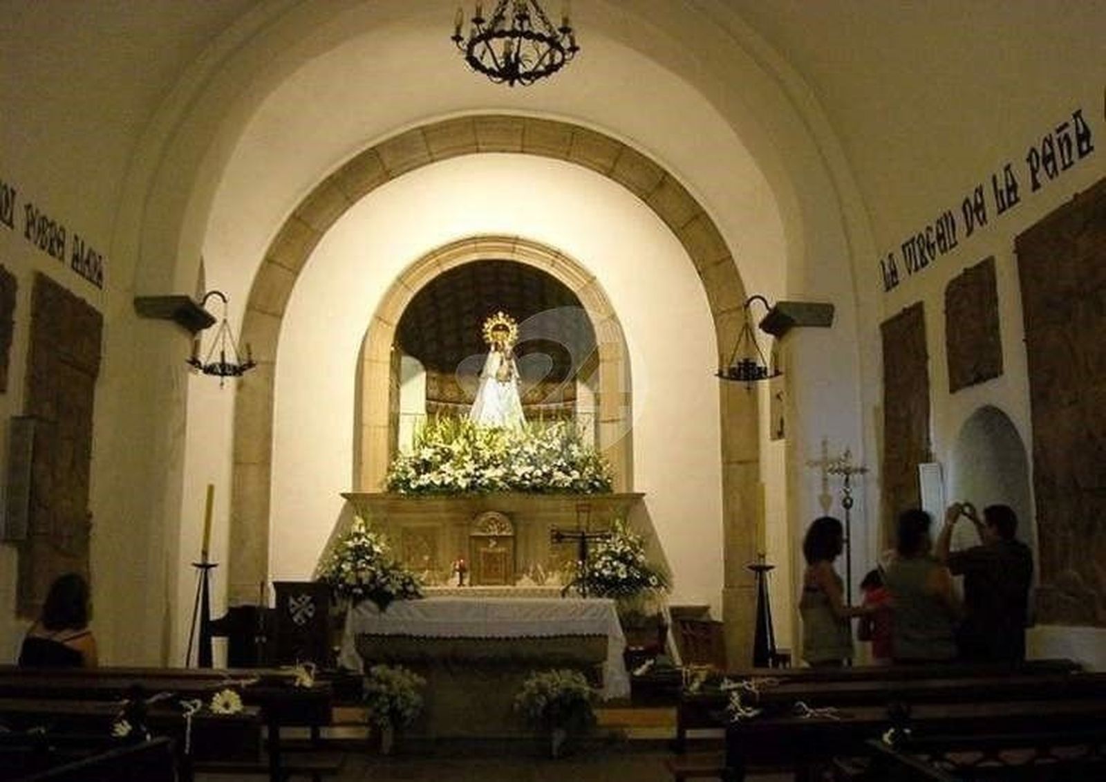 La Virgen de la Peña de Francia conmemora el aniversario de su aparición