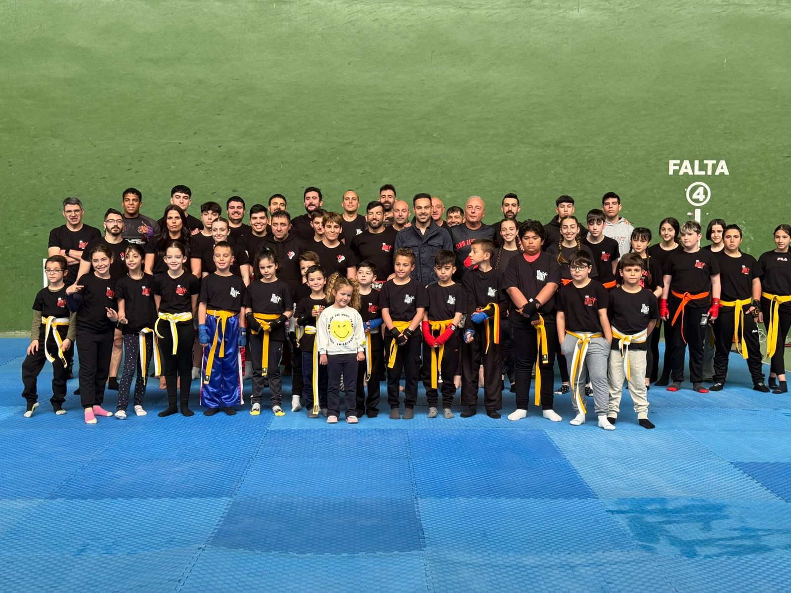 Abraham Roqueñi, Campeón del Mundo en múltiples ocasiones, ofrece una MasterClass de Kick Boxing en Ciudad Rodrigo