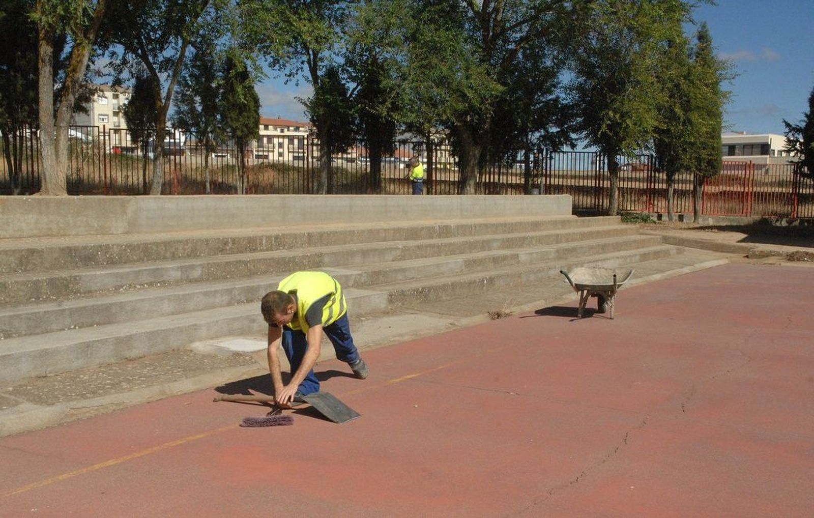 El Ayuntamiento trabaja en el acondicionamiento de los colegios de cara al inicio de curso