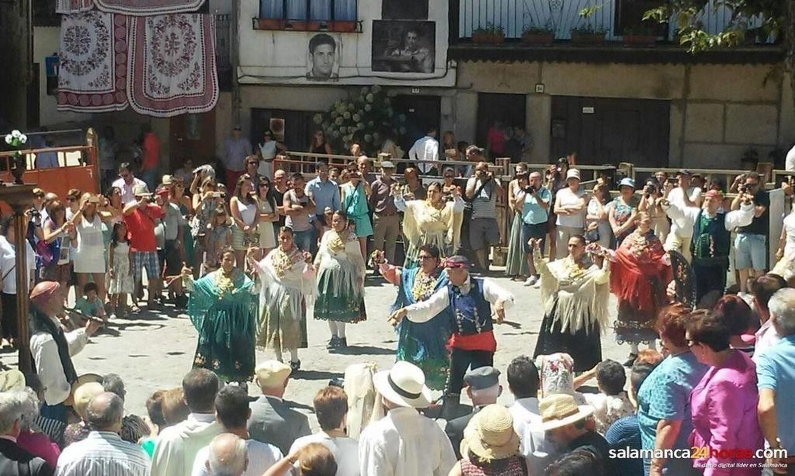 Devoción y tributo a la Virgen de las Nieves