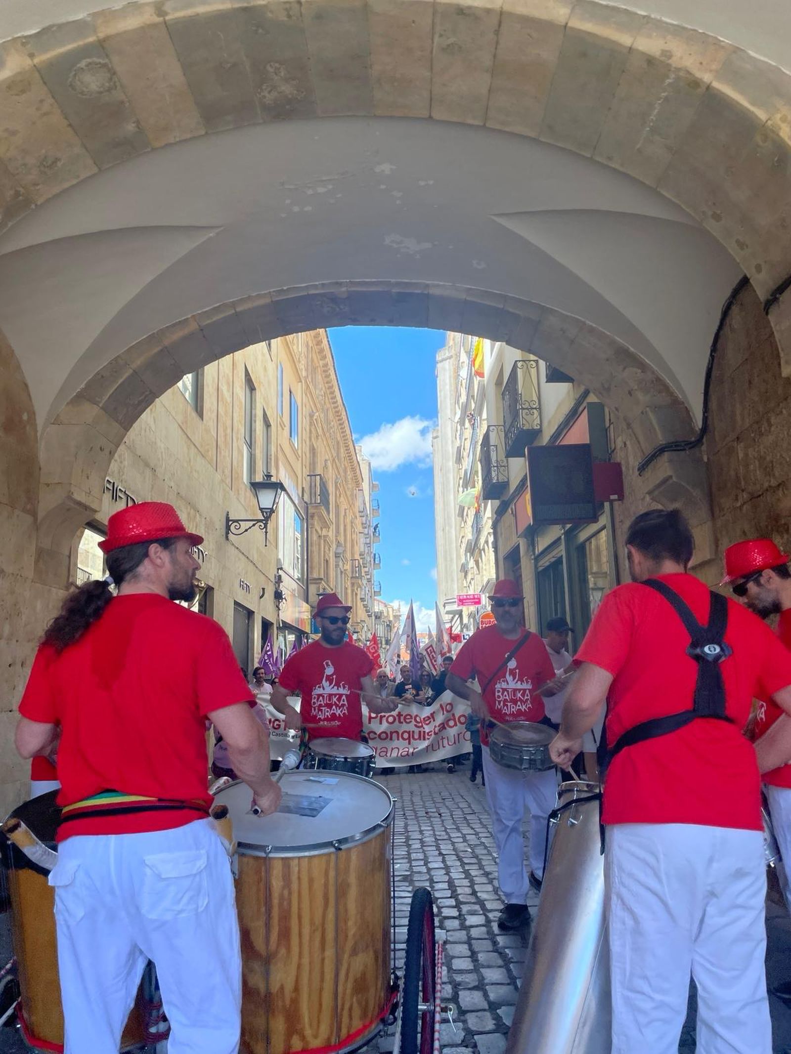 whatsapp-image-2025-05-01-at-16-28-23-6