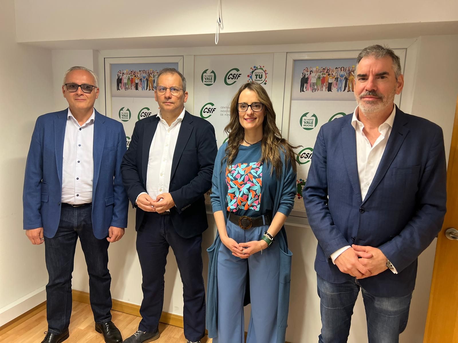 El presidente del sector nacional de Educación, Mario Gutiérrez; el presidente autonómico de CSIF, Benjamín Castro; y la presidenta del sector de Educación, Isabel Madruga de CSIF