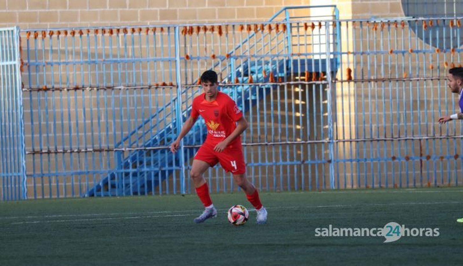 Sergio Rivas, central de la UD Santa Marta | FOTO SALAMANCA24HORAS.COM