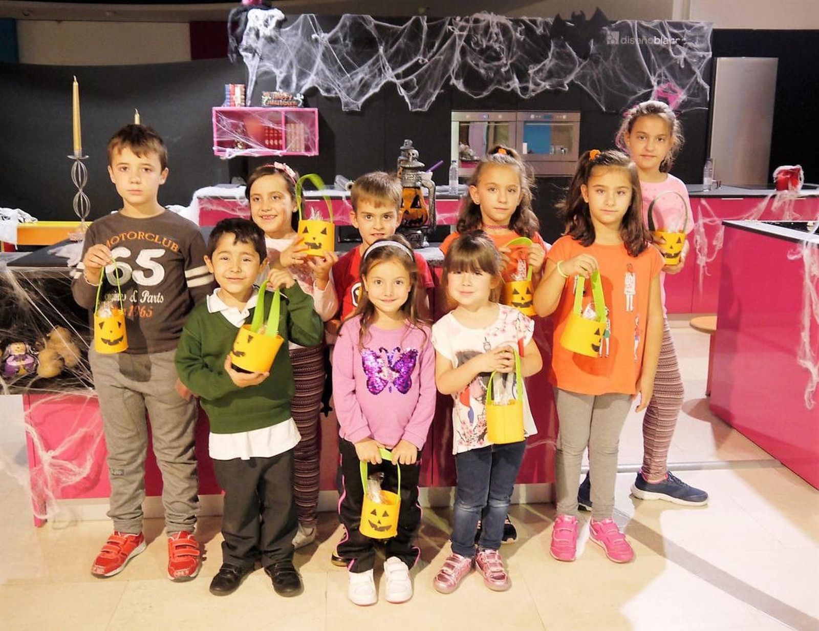 El centro comercial El Tormes celebra Halloween con talleres de cocina terrorífica y un desfile de disfraces