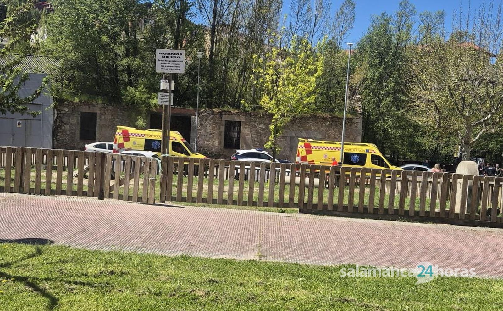 Atropellan a un varón eb Béjar con la presencia de la Policía Nacional y una ambulancia del SACYL
