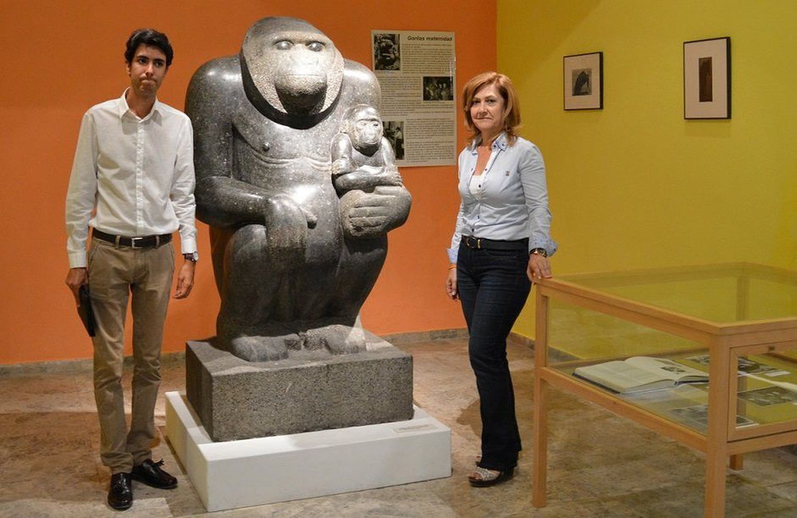 ‘Maternidad de gorilas’, obra del mes en el Museo Mateo Hernández