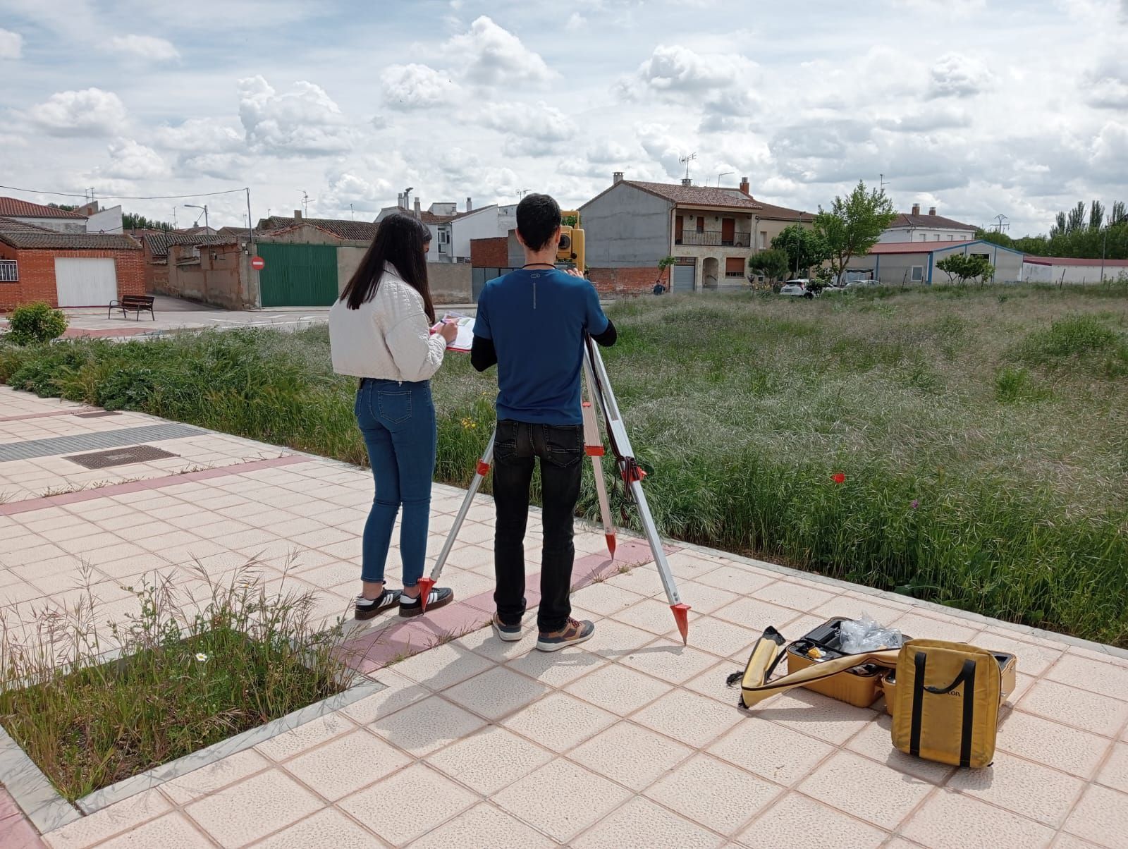 Mediciones centro multiservicios Villoria