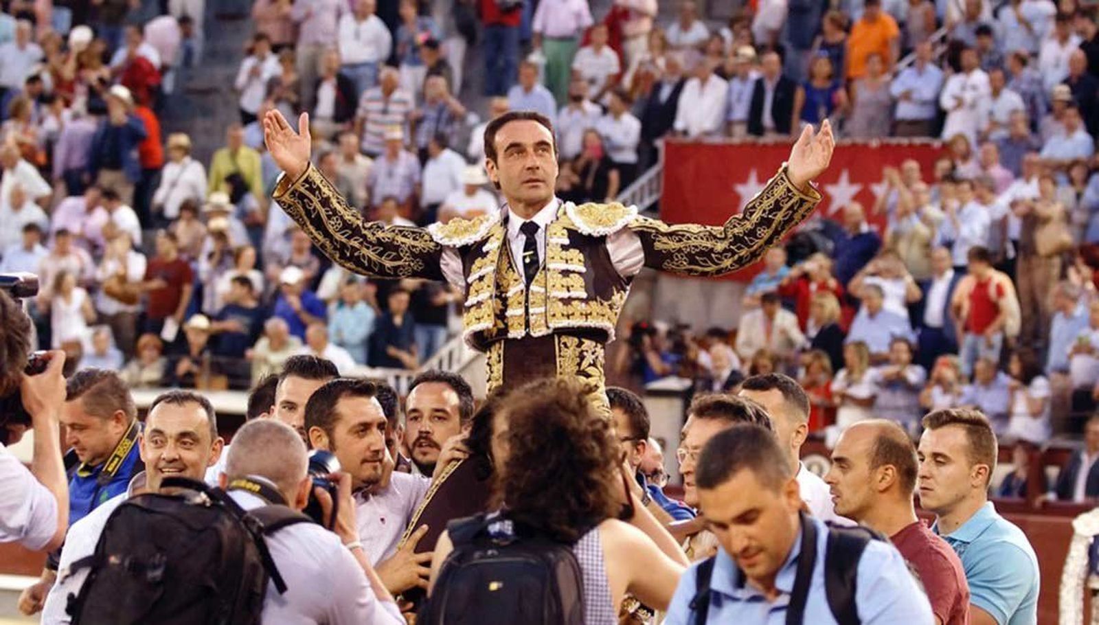 Gran corrida de Domingo Hernández con Ponce a hombros en Las Ventas