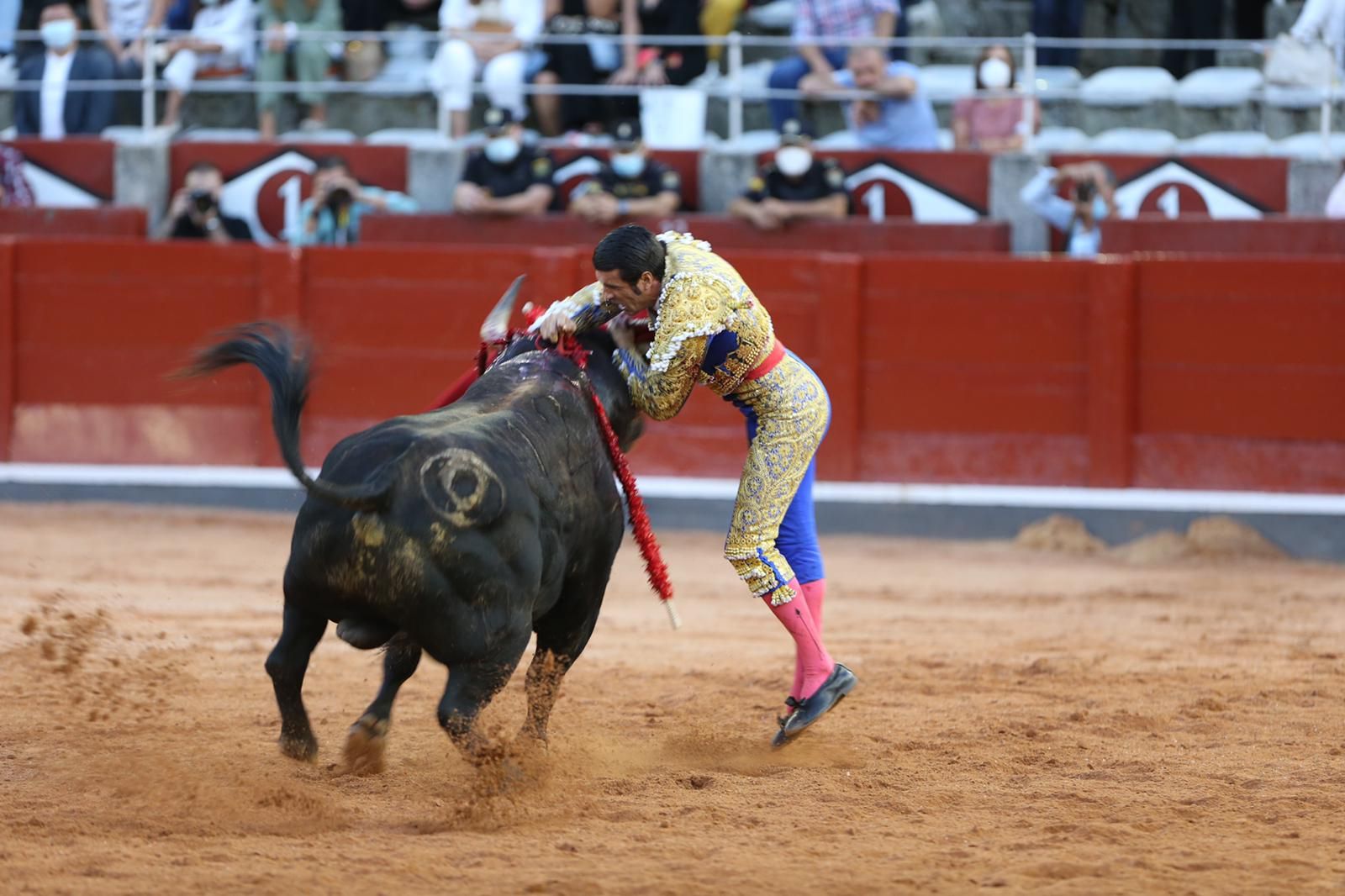 Perfecta estocada de Emilio de Justo
