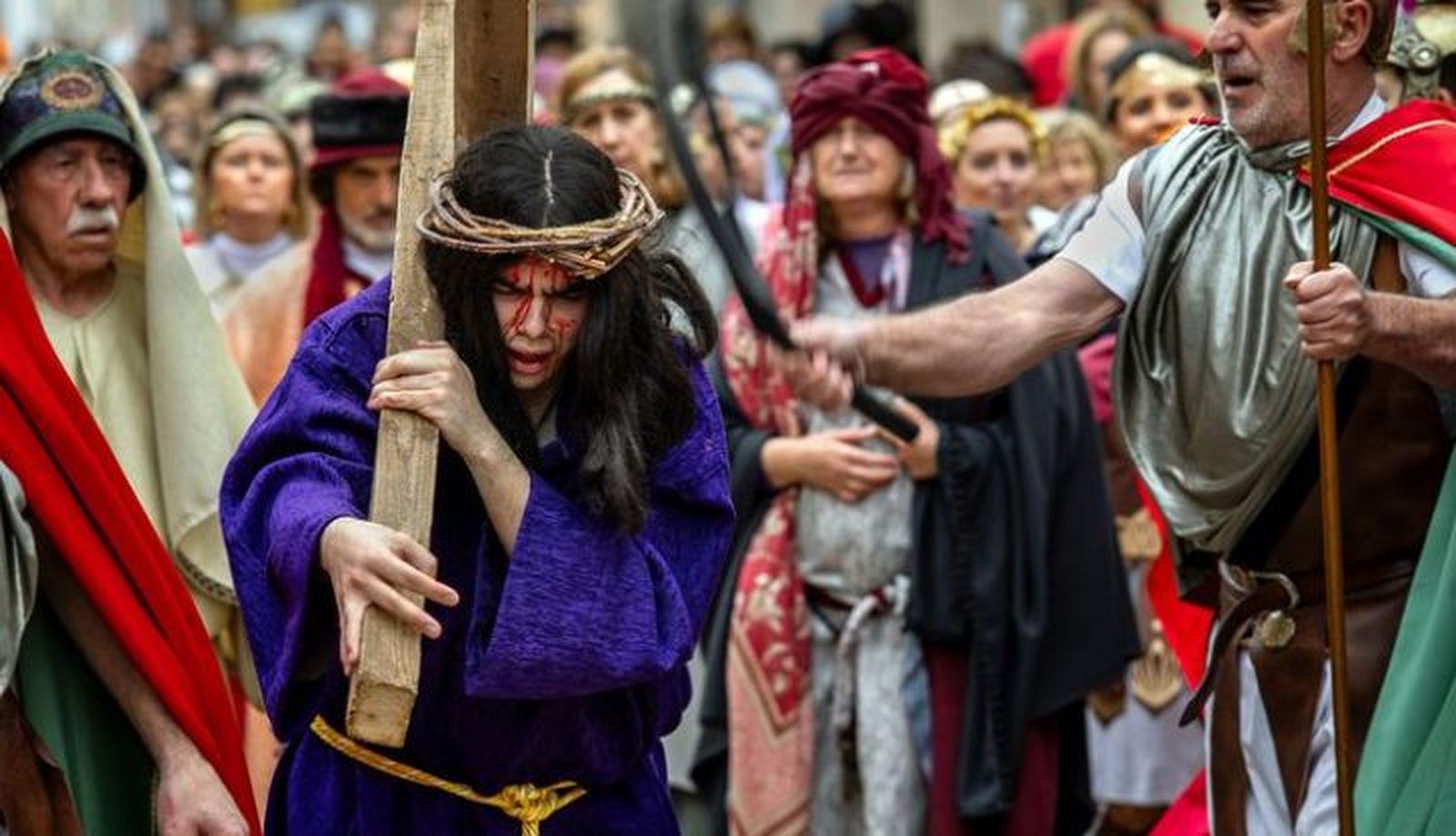 Representación de La Pasión Viviente en Serradilla del Arroyo, Semana Santa 2025. Foto Vicente | ICAL