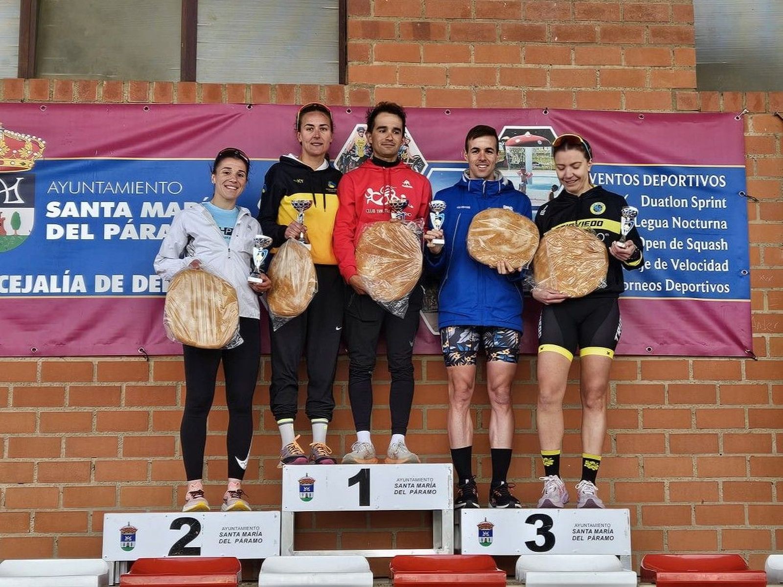 PODIUM ABSOLUTO DUATLÓN SMPARAMO