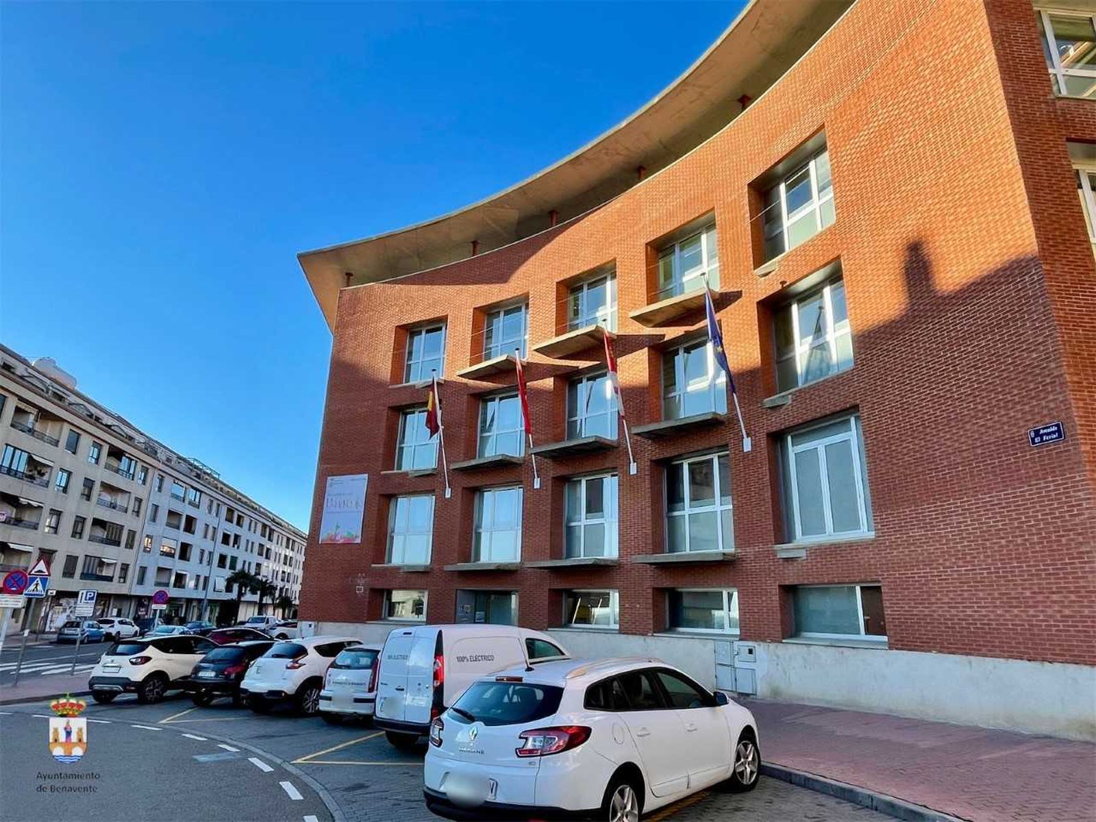 Edificio administrativo El Ferial de Benavente. Ayuntamiento de Benavente