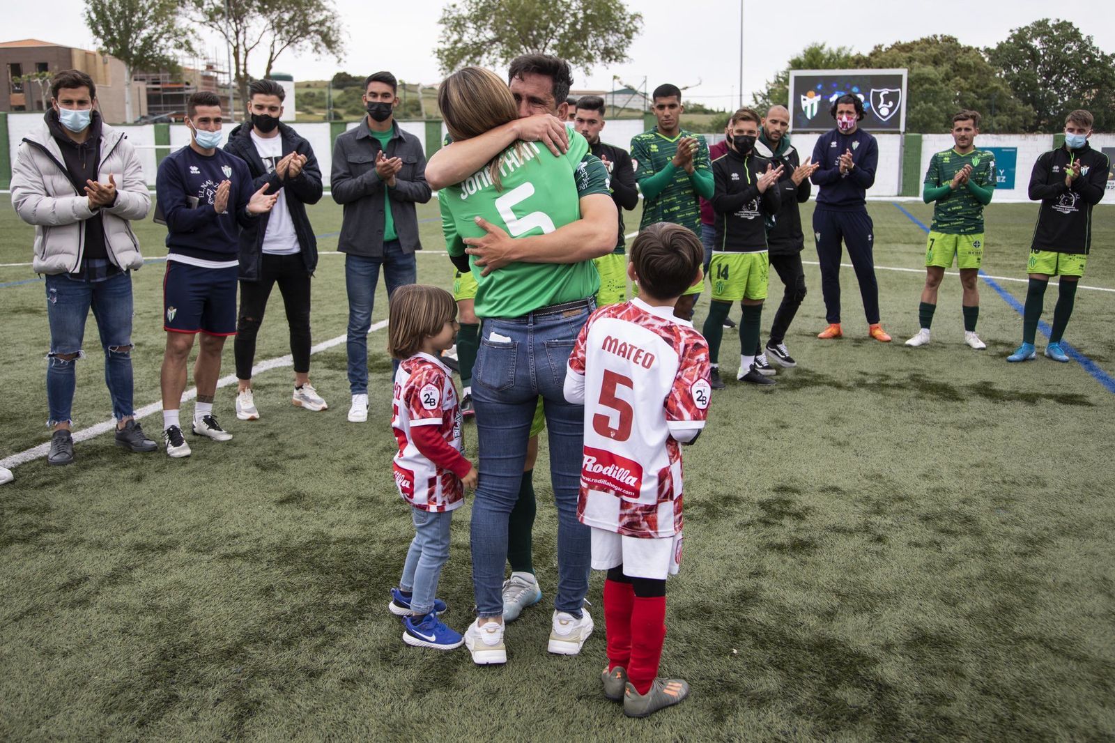 LA IMAGEN | Jonathan Martín se retira del fútbol profesional entre lágrimas