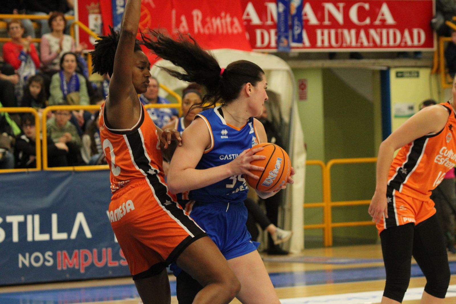 Perfumerías Avenida – Valencia Basket en el Pabellón de Würzburg