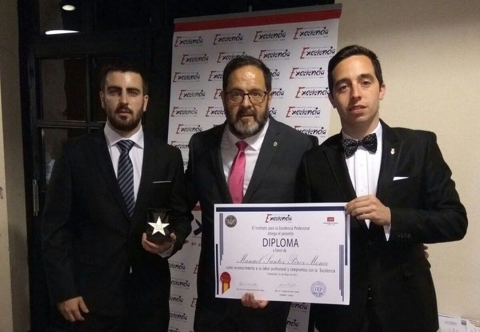 Estrella de Oro a la Excelencia Profesional para el despacho de abogados Manuel Santos Pérez-Moneo