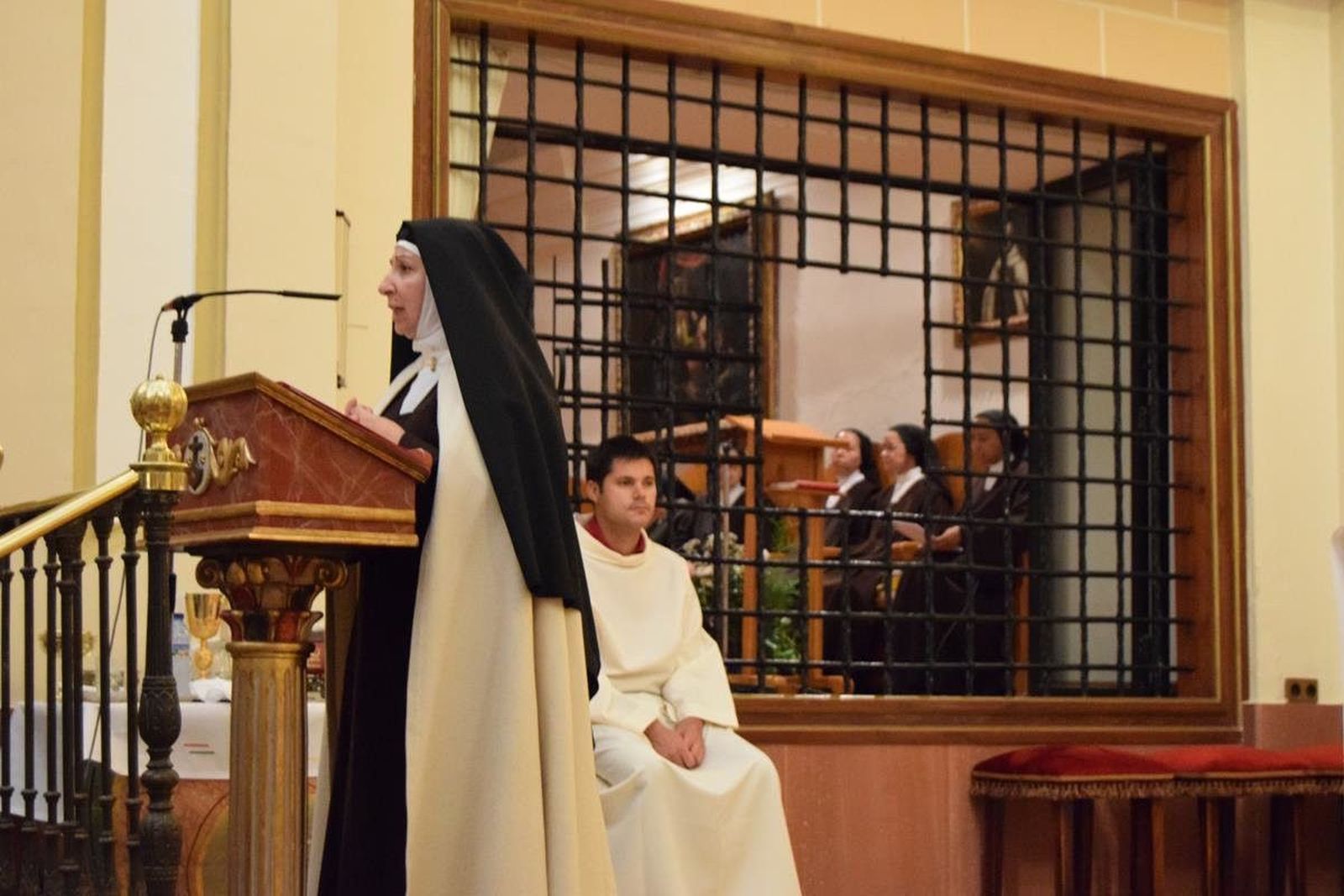 Comienzan las actividades del aniversario de la muerte de Santa Teresa de Jesús