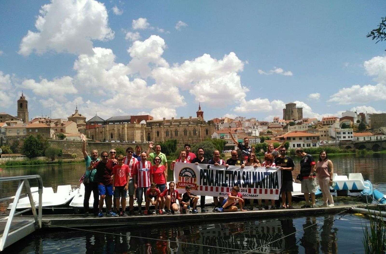 La Peña Atlética Salmantina celebra el fin de temporada en Alba de Tormes