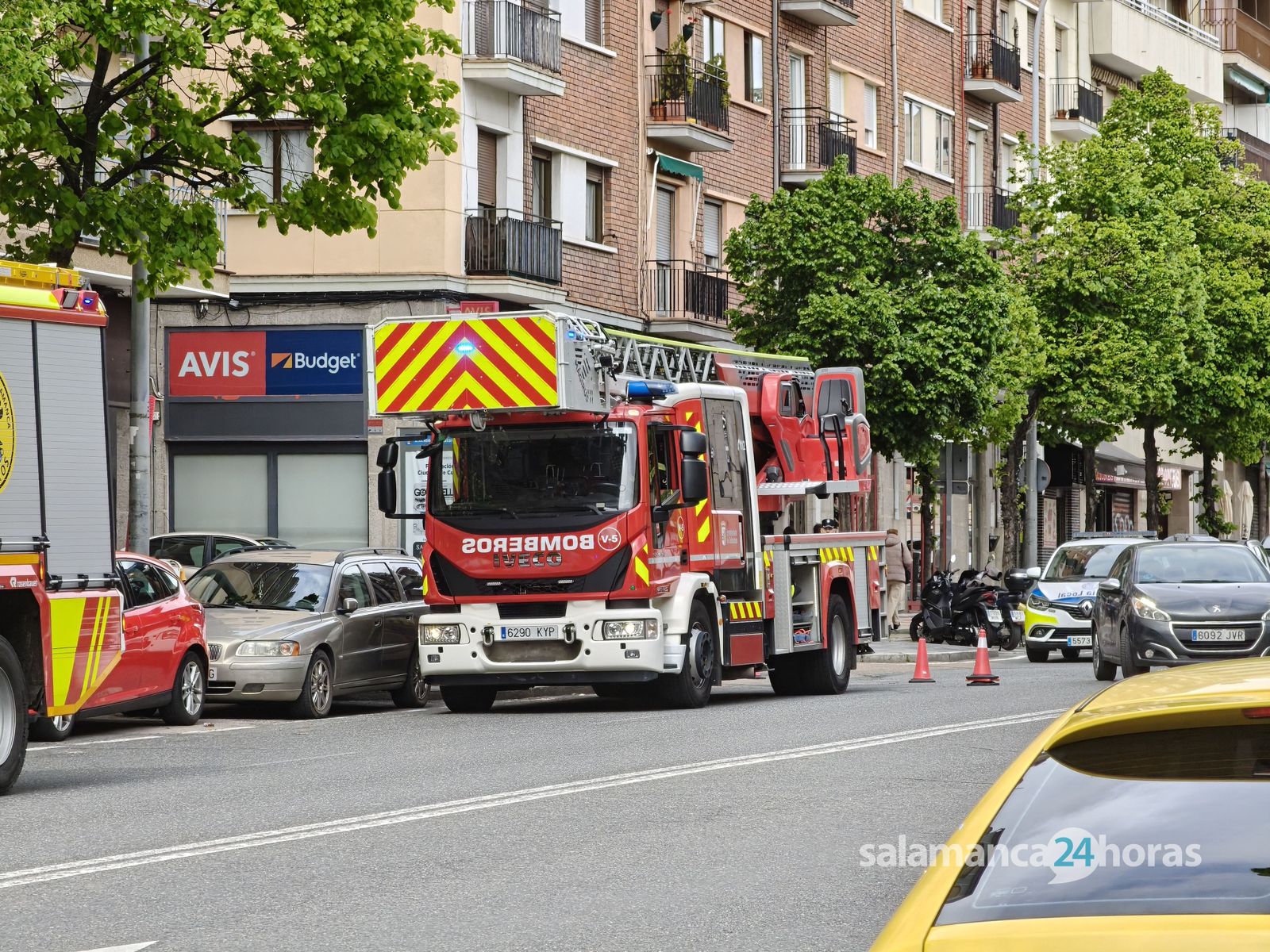 Bomberos de Salamanca y Policía Local. Archivo. S24H.