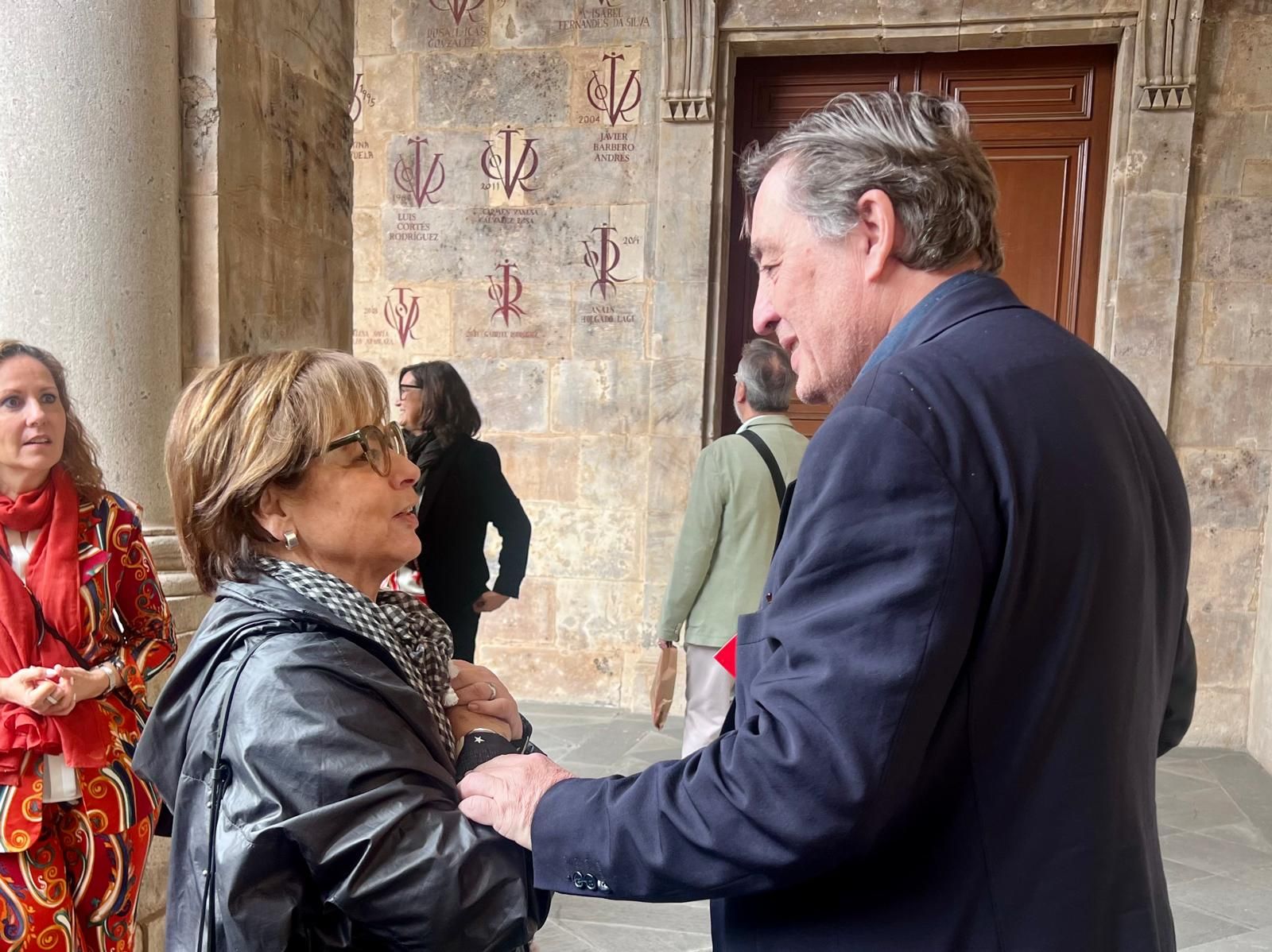 Piedad Bonnett y Luis García Montero