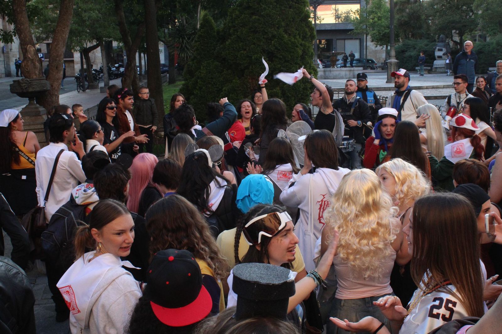 whatsapp-image-2025-05-08-at-20-39-24