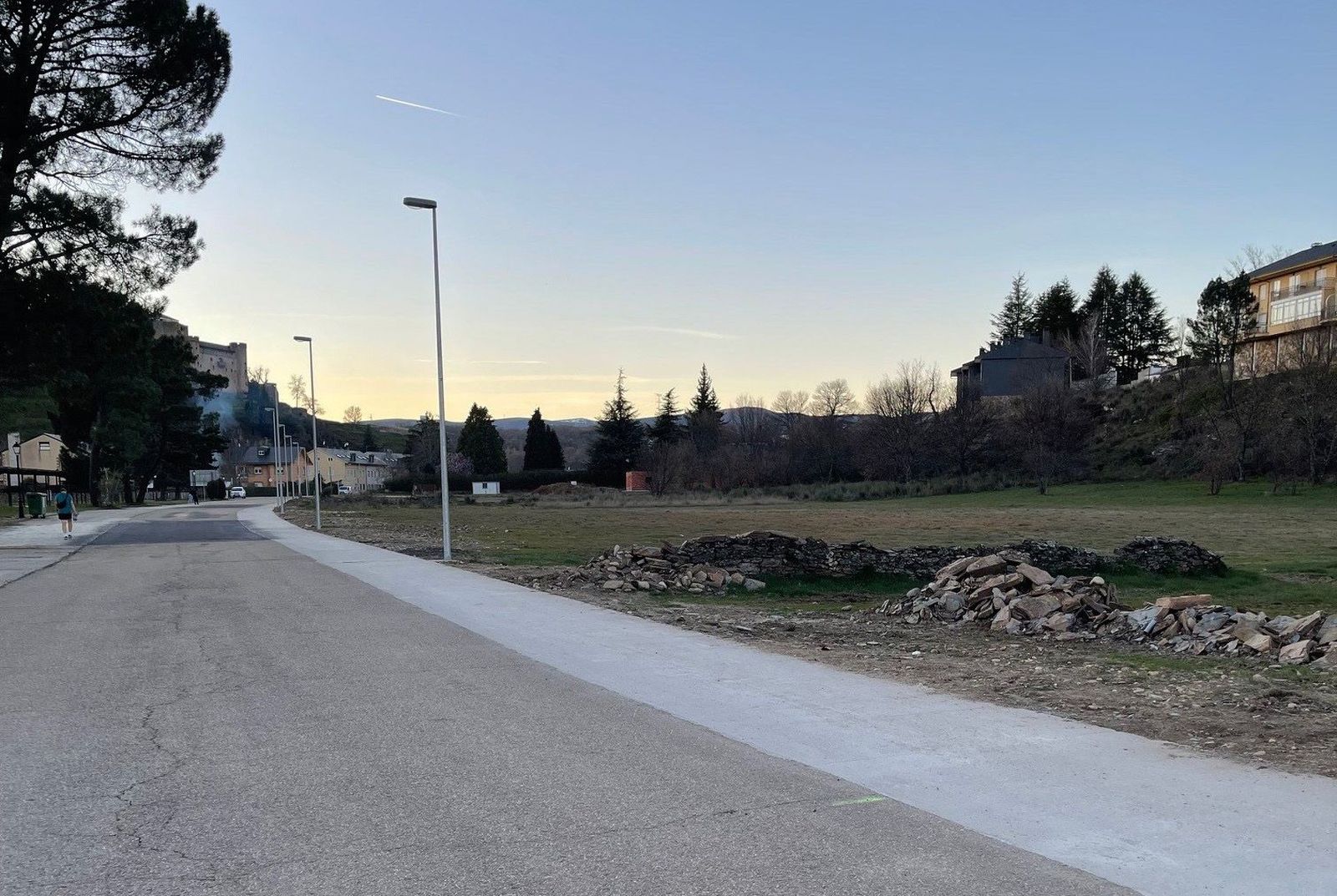 Seguridad y accesibilidad mejoradas en la zona deportiva El Pinar de Puebla de Sanabria