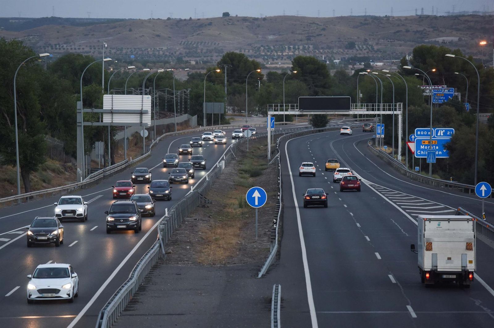 Una fila de vehículos en la carretera A3 desde el kilómetro 19, el último día de la Operación ‘Retorno del verano' Europapress