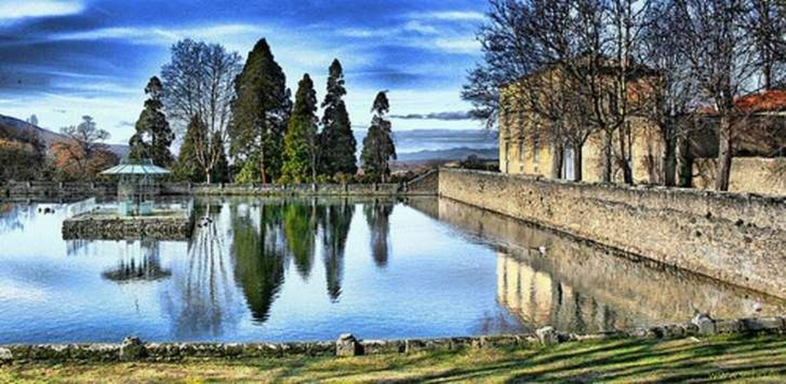 Satisfacción de la Plataforma en Defensa de El Bosque por los trabajos para la nueva delimitación del Jardín Renacentista