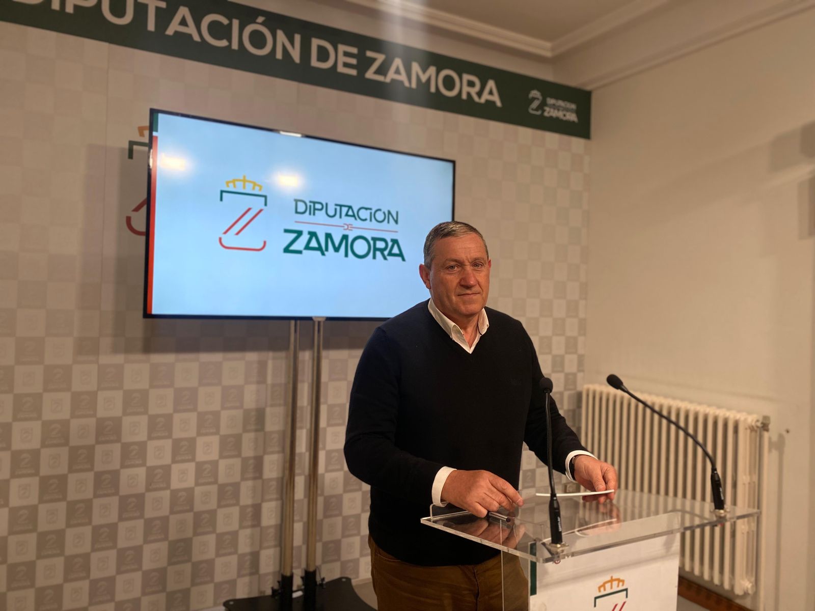 Javier Faúndez, presidente de la Diputación