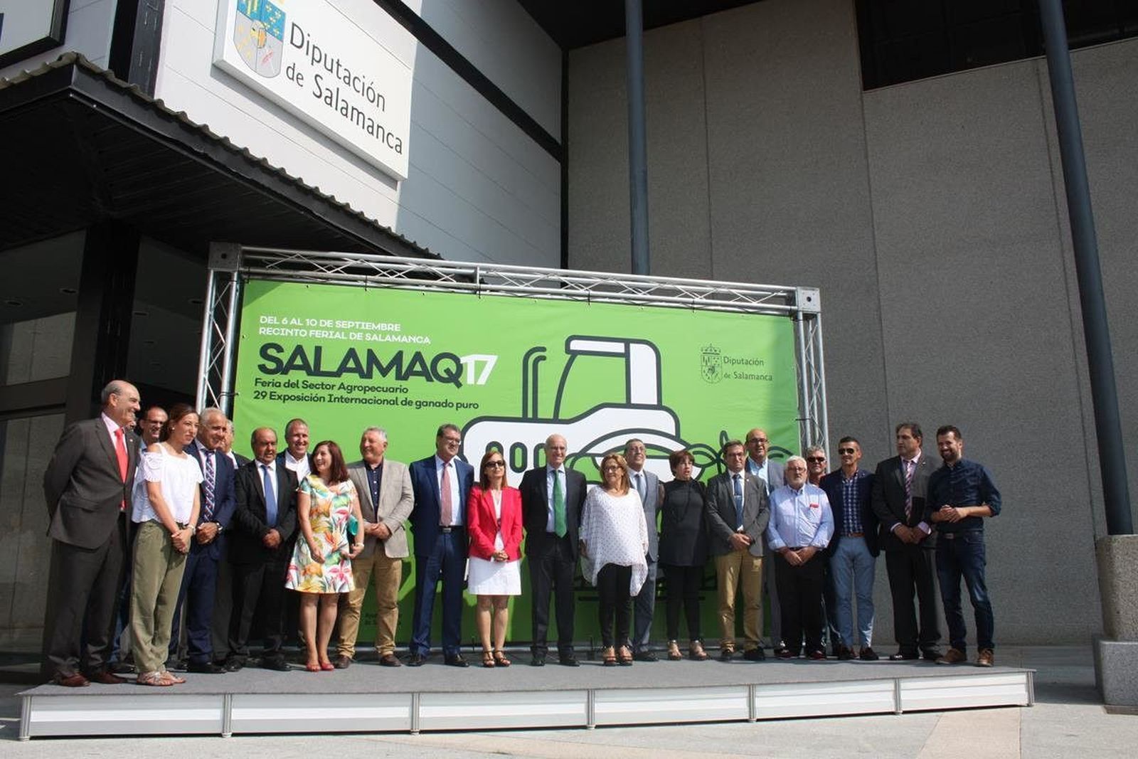 Javier Iglesias aprovecha el día de las provincias para reivindicar el papel de las diputaciones