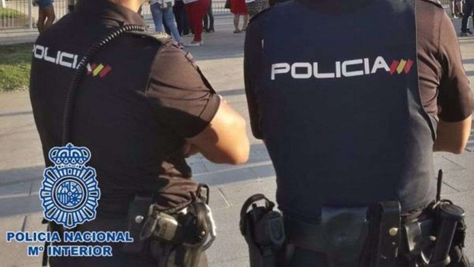 Agentes de la Policía Nacional.   POLICÍA NACIONAL