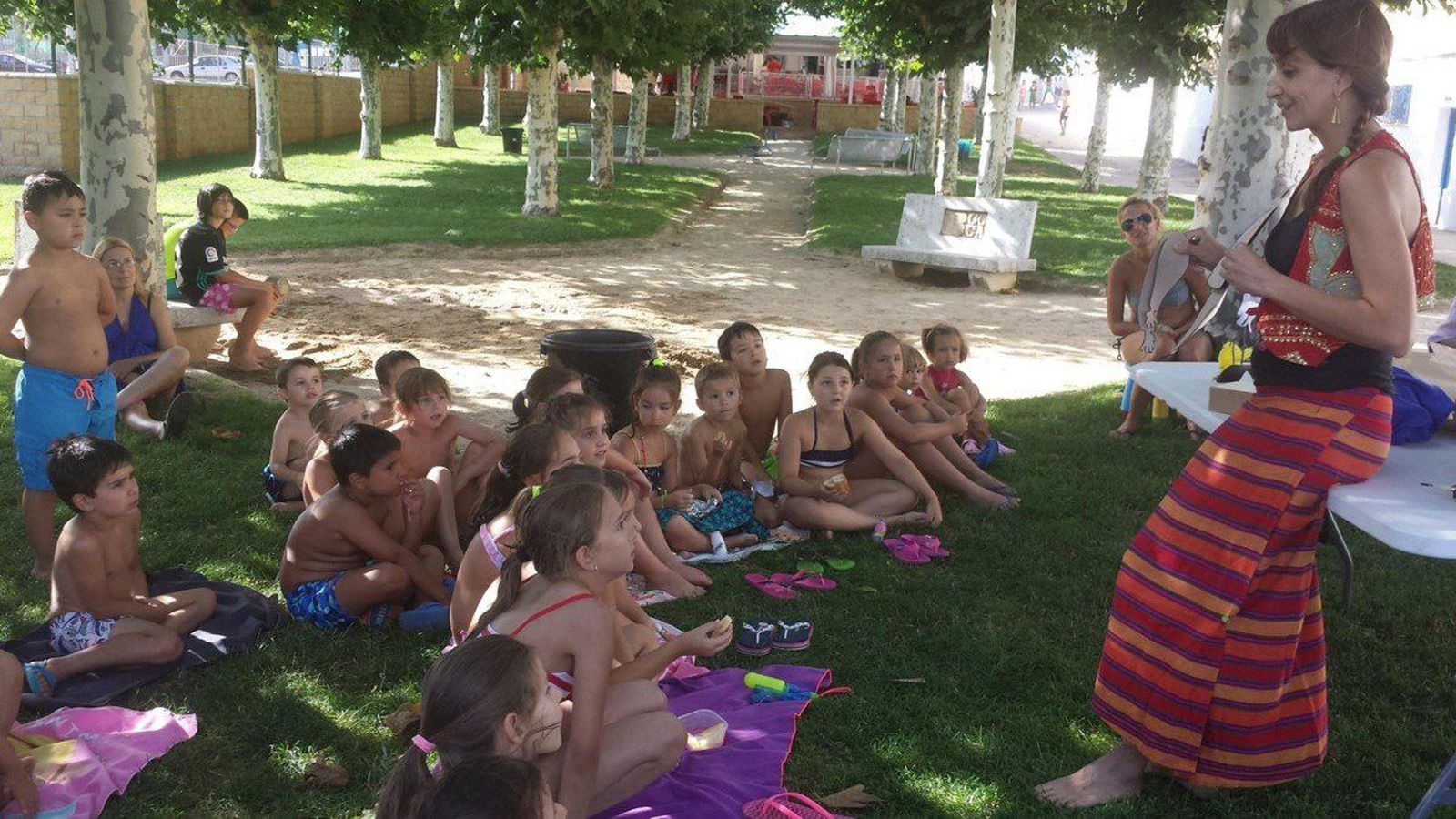 Cuentos y batidos, ingredientes para la receta de una tarde refrescante