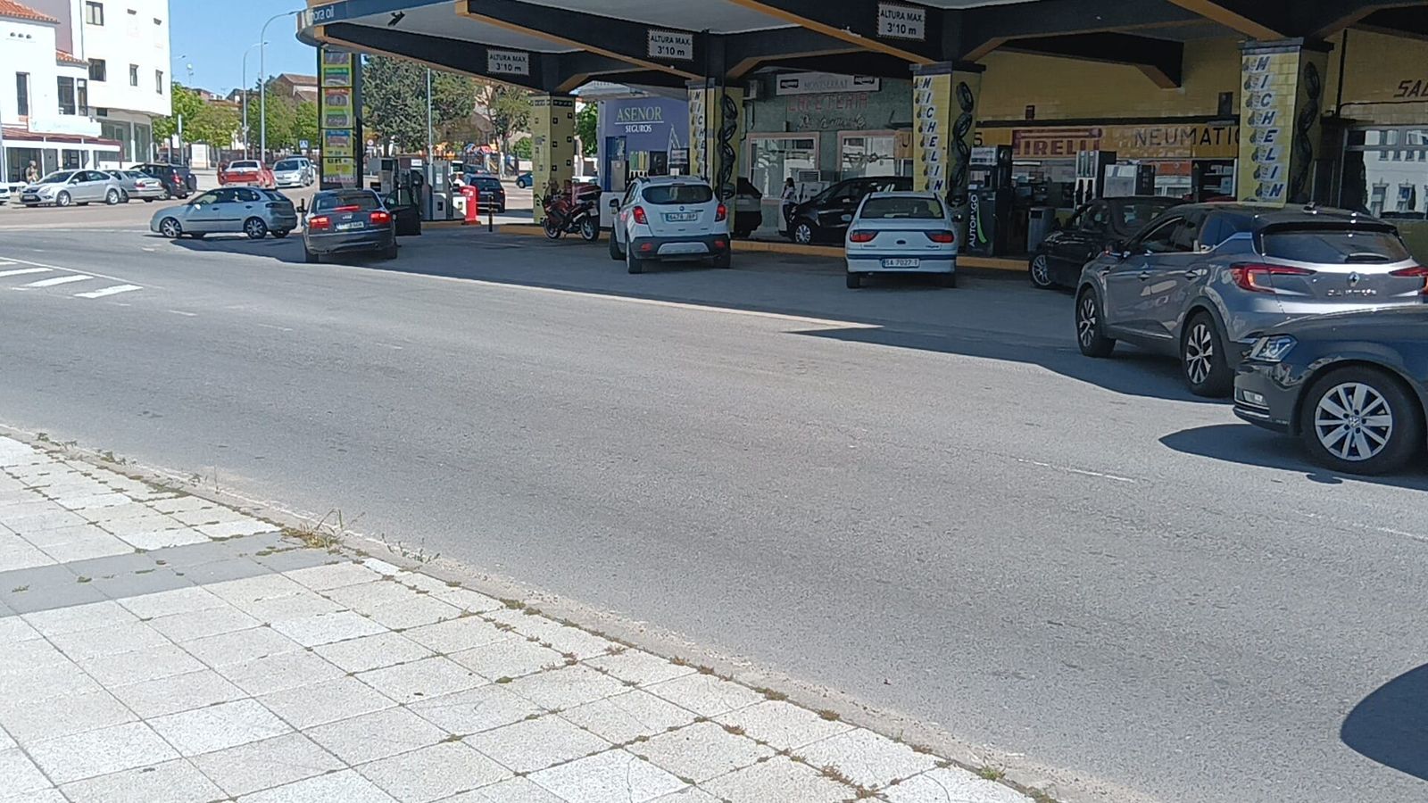 whatsapp-image-2025-04-28-at-16-44-48