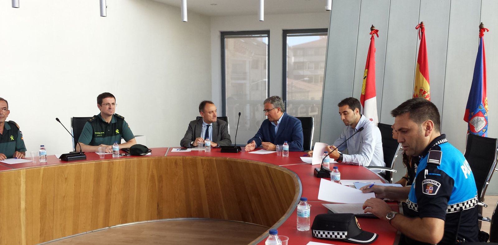 La Junta Local de Seguridad analiza las medidas a reforzar ante el nivel 4 de alerta terrorista