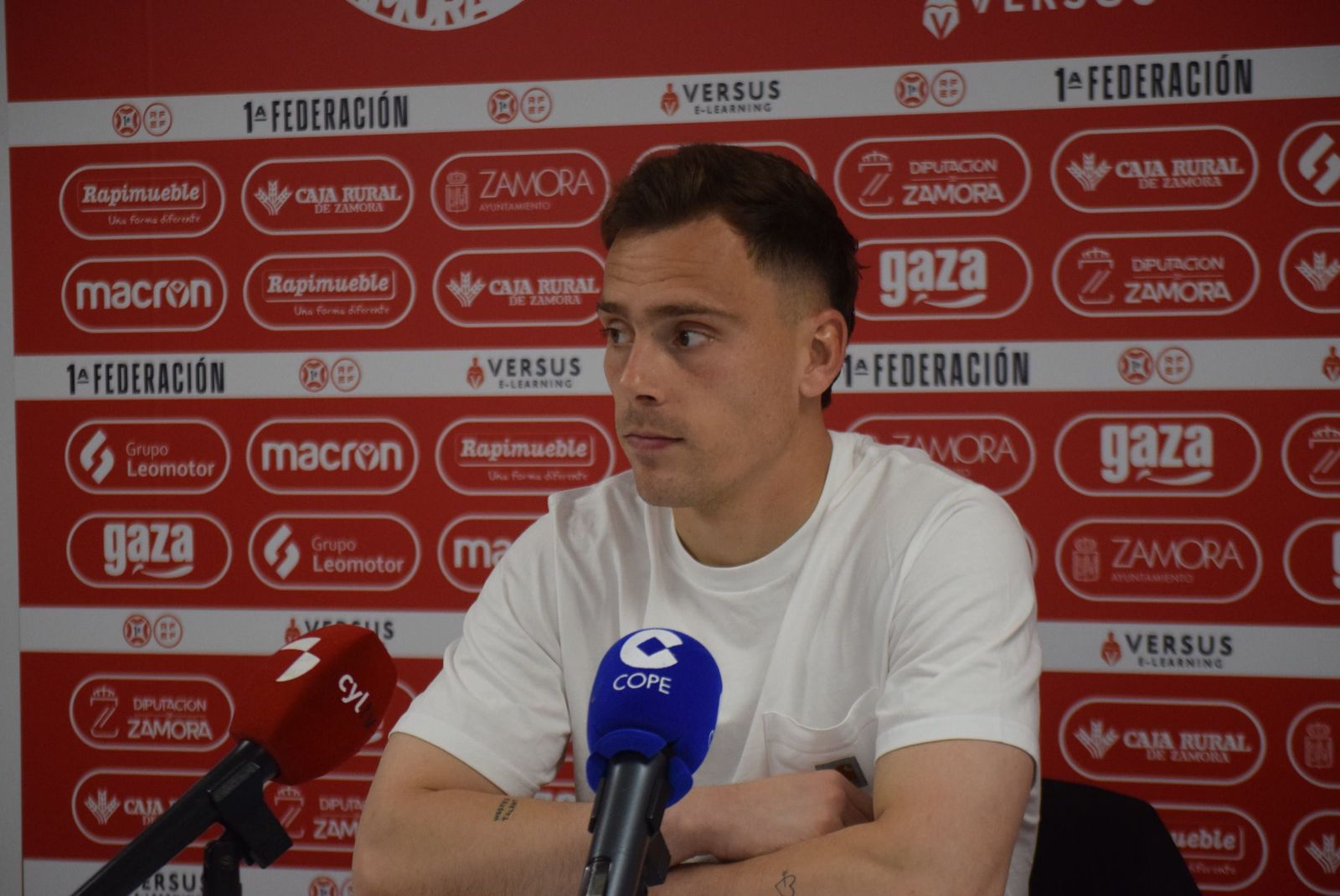 Fermín Sobrón, en rueda de prensa.