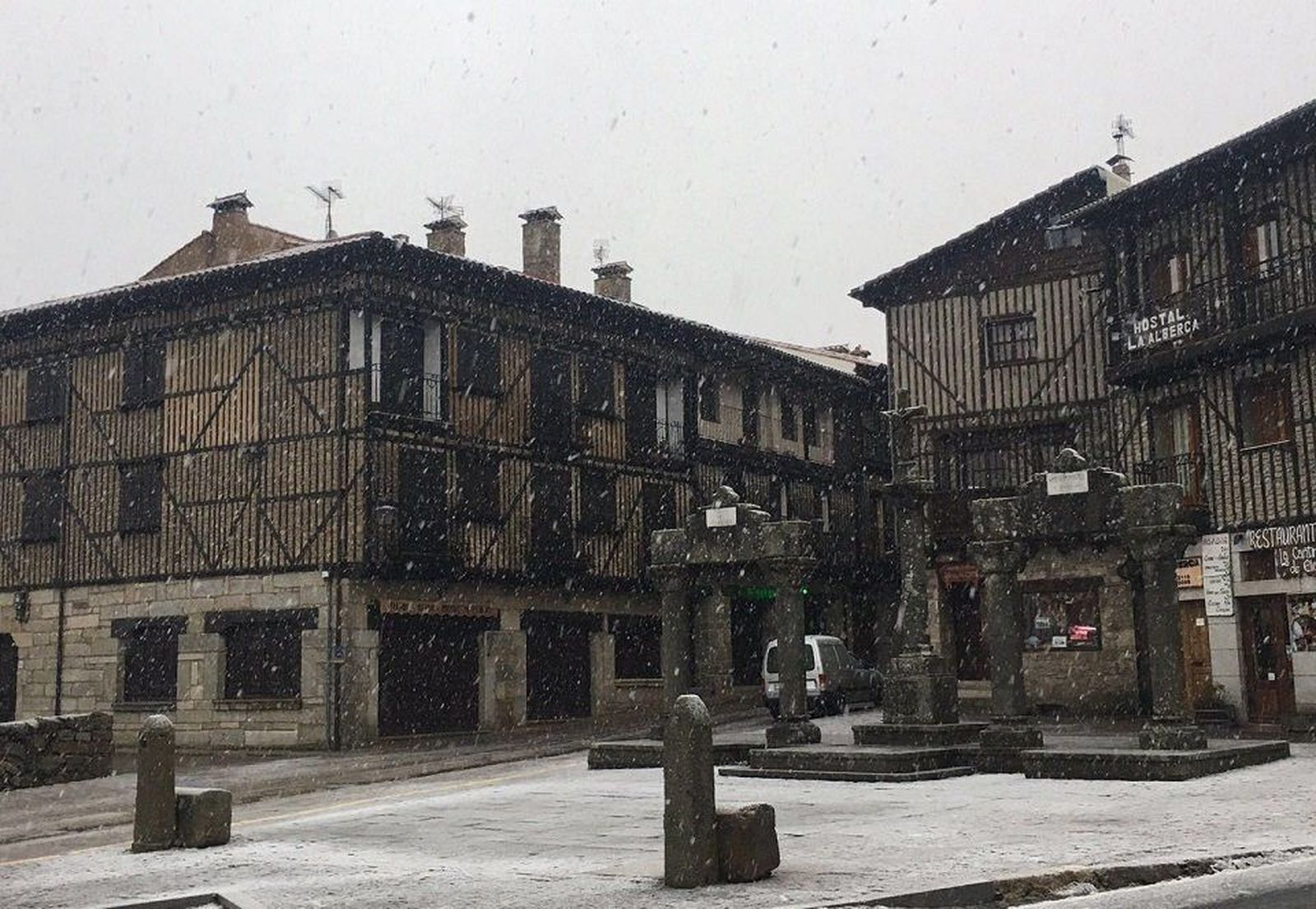 La nieve vuelve a causar problemas en las carreteras de La Alberca