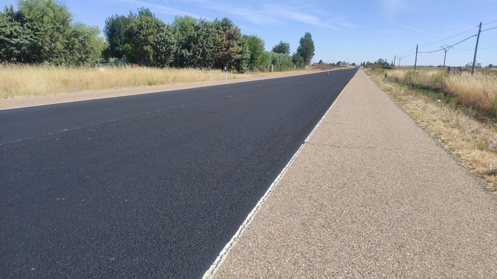 Obras en una carretera. Archivo.