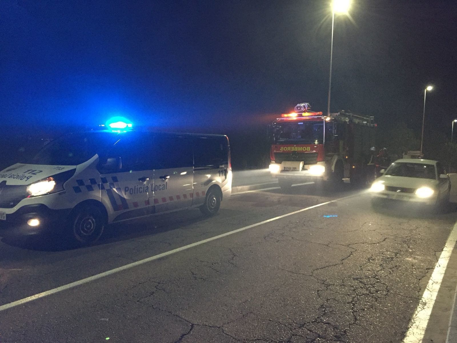 Los Bomberos sofocan un incendio de pastos en San José