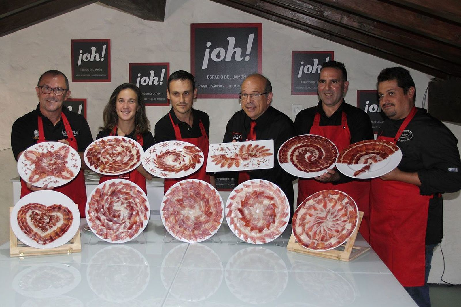 La Alberca enriquece su oferta gastronómica con un espacio dedicado íntegramente al jamón