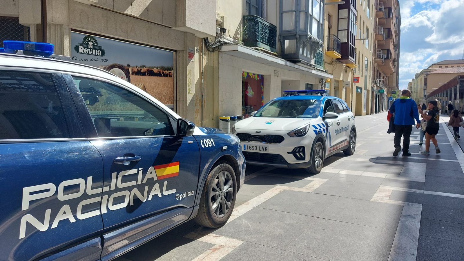 Detenidos dos varones por causar destrozos en pleno centro de Zamora