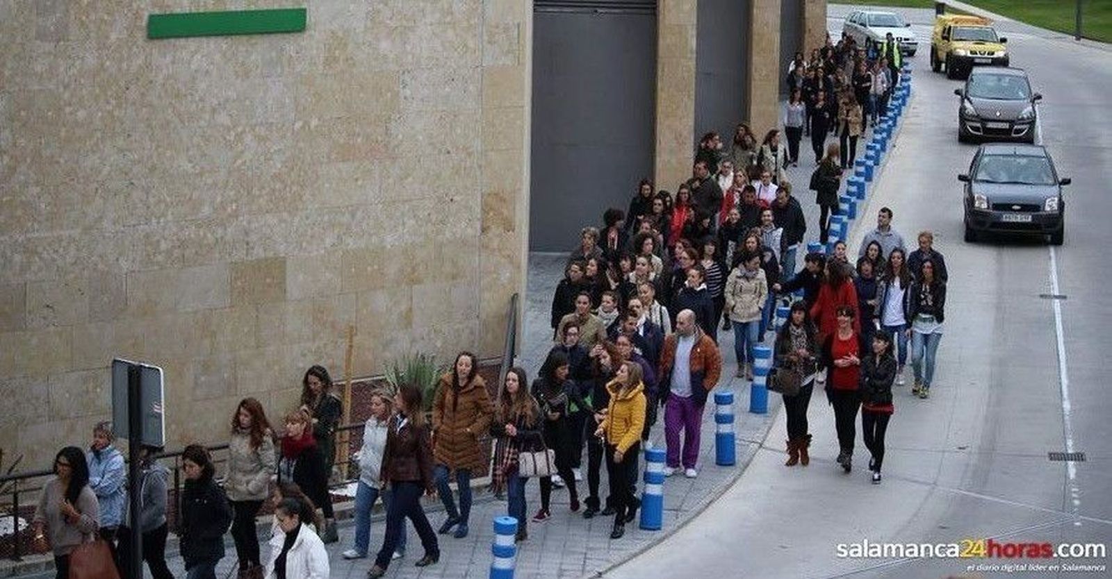 Simulacro de evacuación en el centro comercial El Tormes