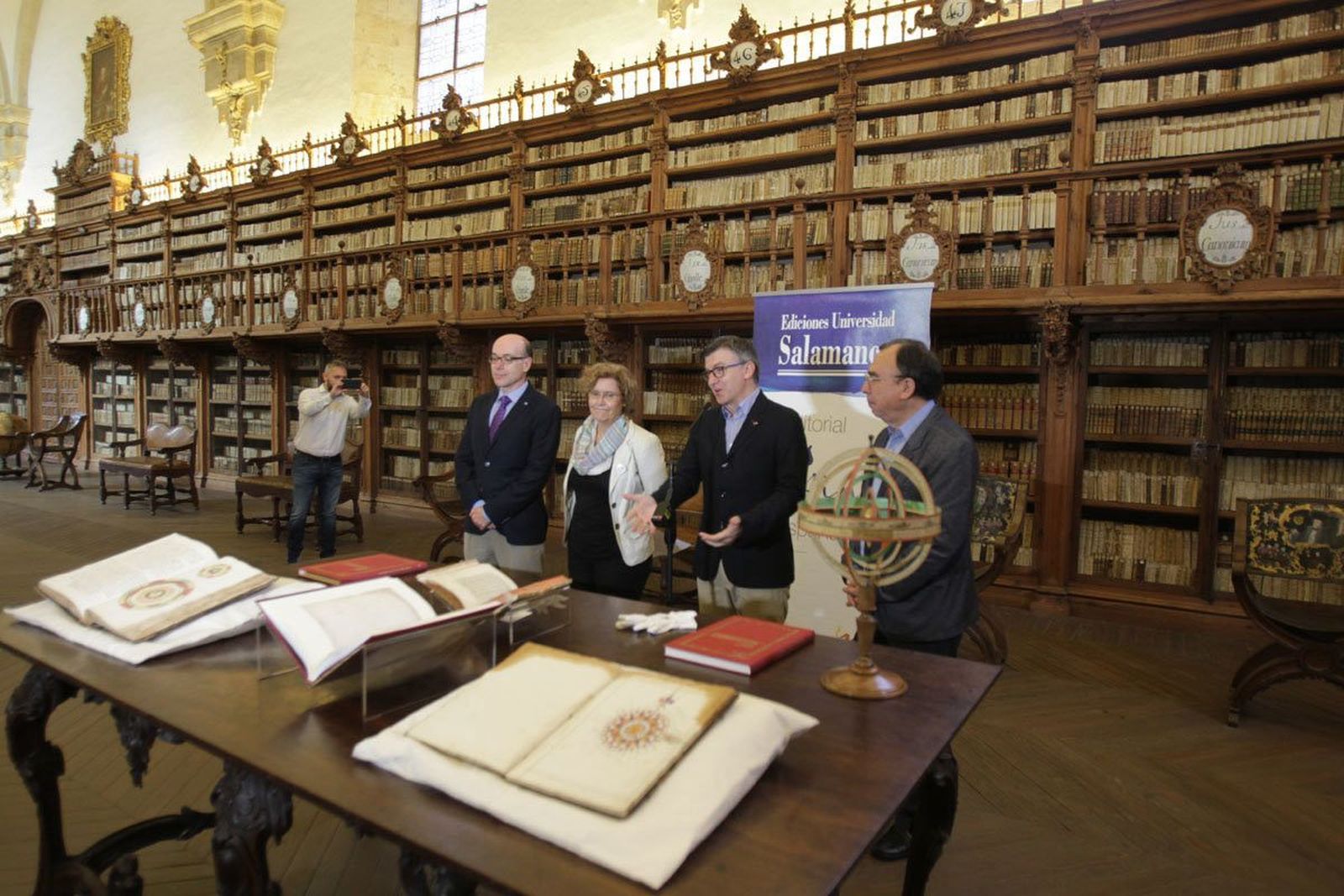 La USAL anuncia que catalogará el material bibliográfico de dos de sus bibliotecas