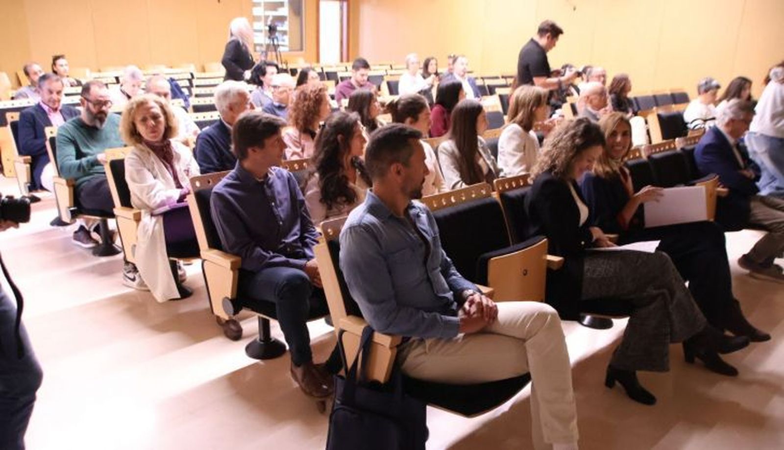 Acto de entrega de ayudas para los proyectos de investigación 2025 en el Centro de Investigación del Cáncer