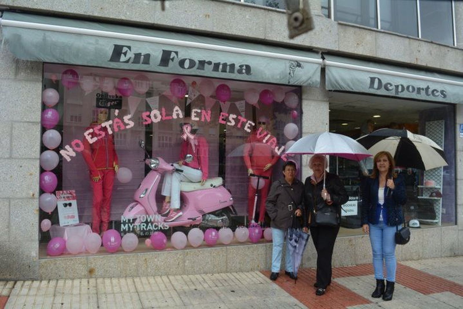 Béjar conmemora el Día Mundial contra el Cáncer de Mama con un concurso de escaparates