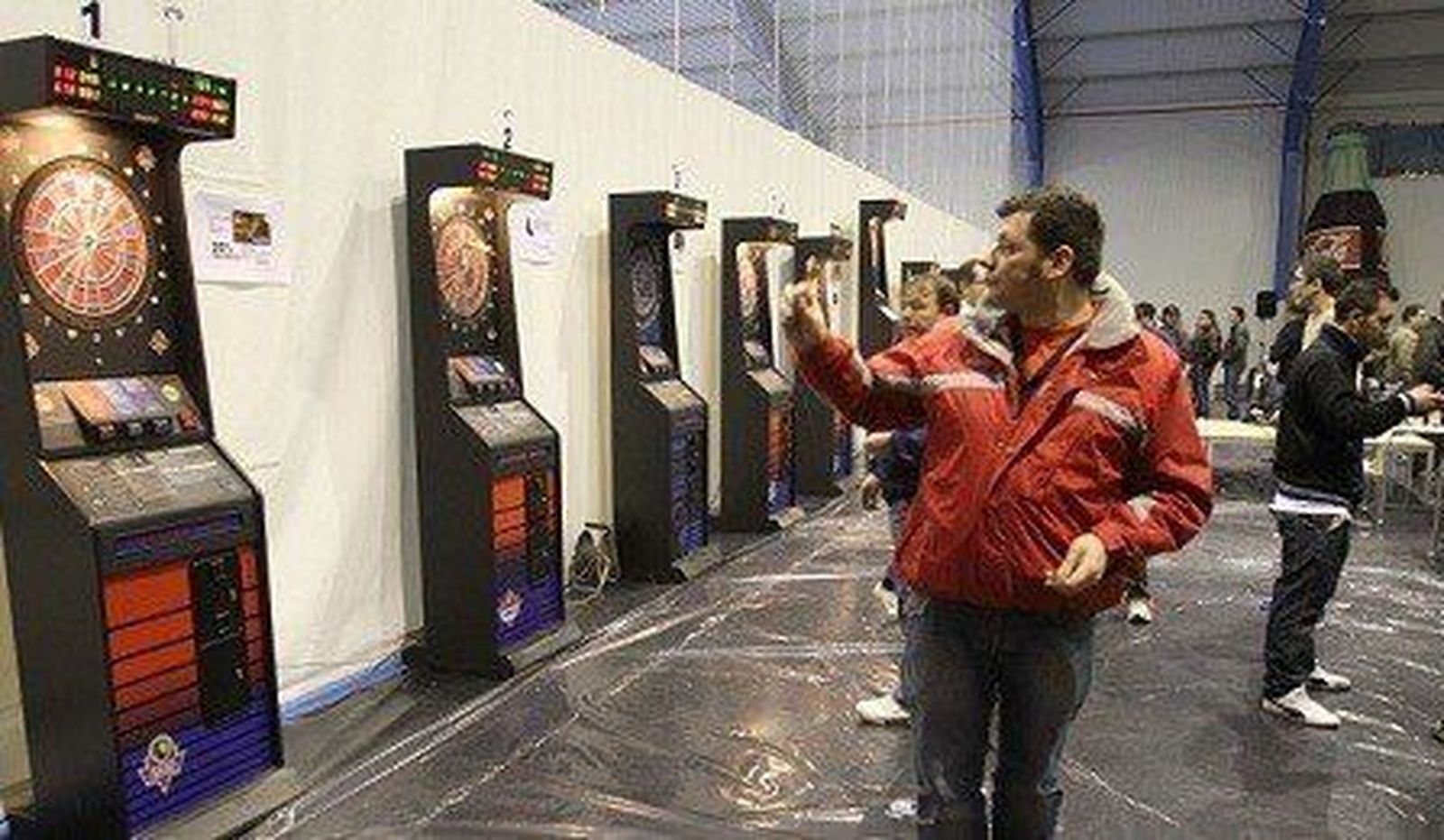 Alba de Tormes alberga su segundo Open de Dardos