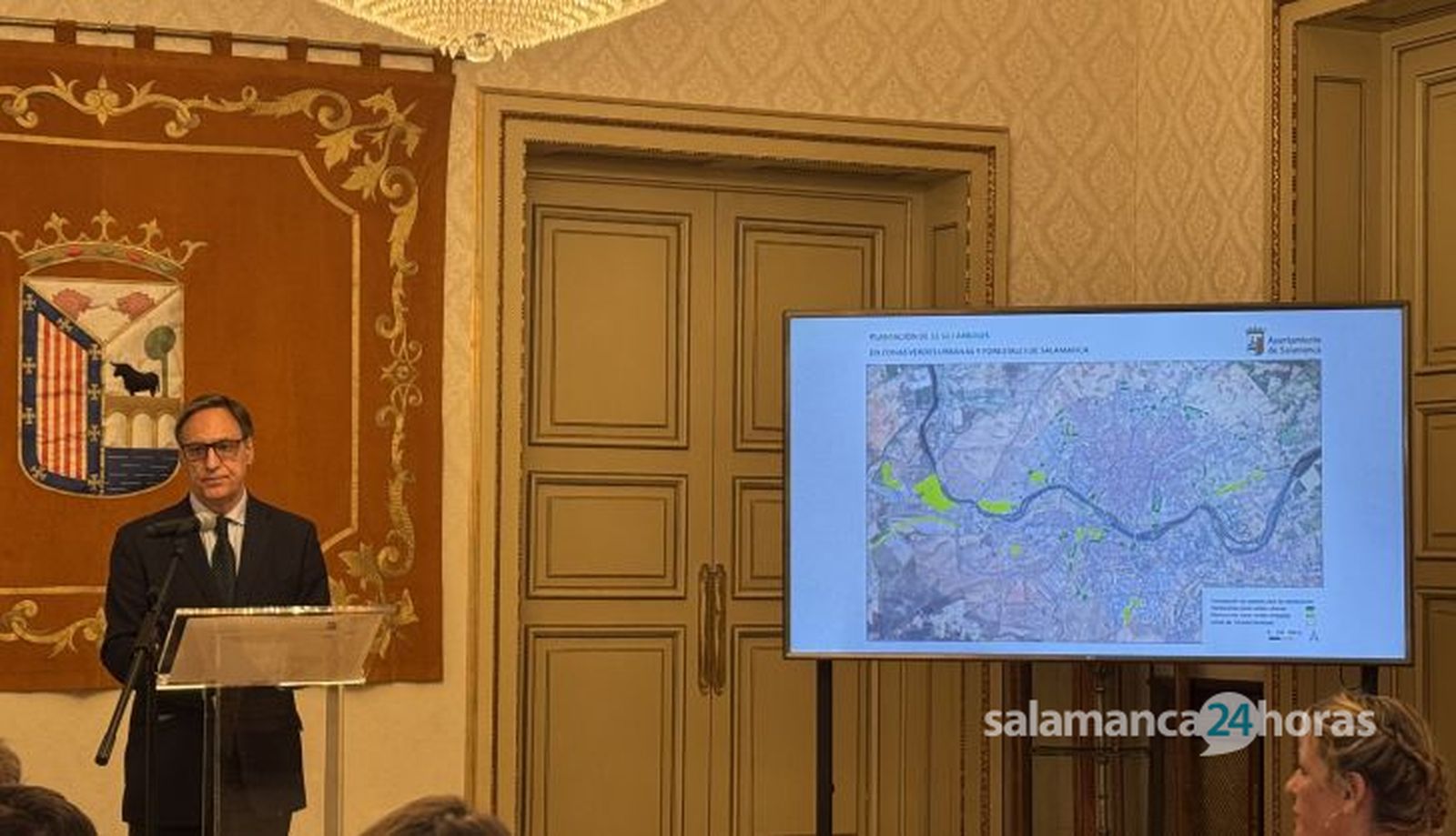 El alcalde de Salamanca presenta el proyecto de plantación de 32.000 árbo