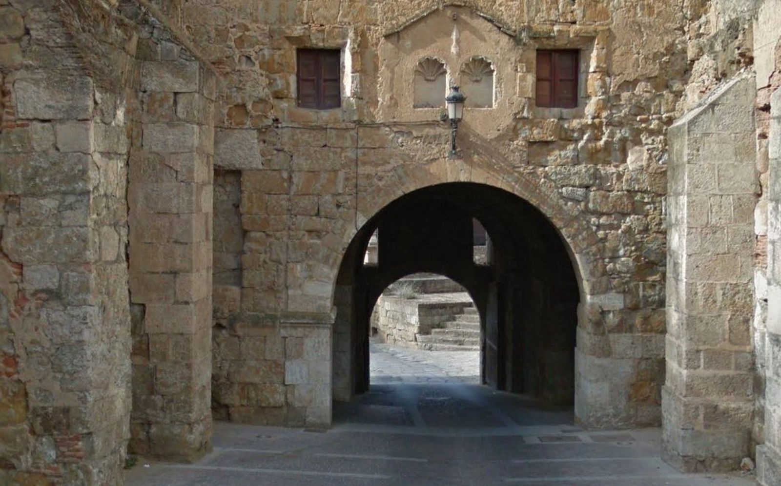 Adjudicadas las obras de restauración y conservación de la Puerta de la Colada