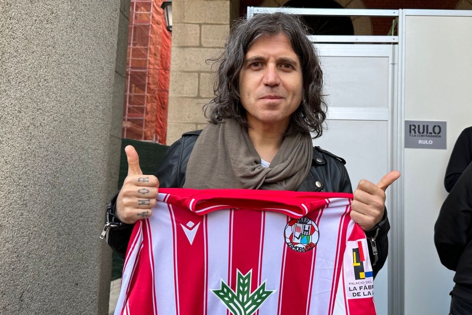 Raúl González, cantante de Rulo y la Contrabanda