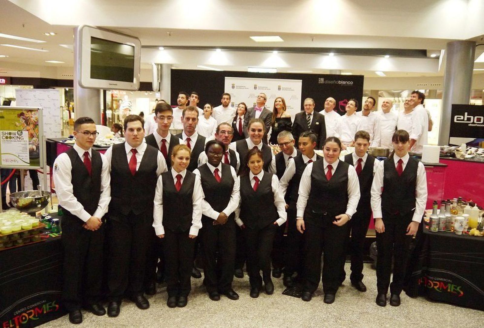 El Tormes celebra un showcooking de chefs salmantinos con degustaciones